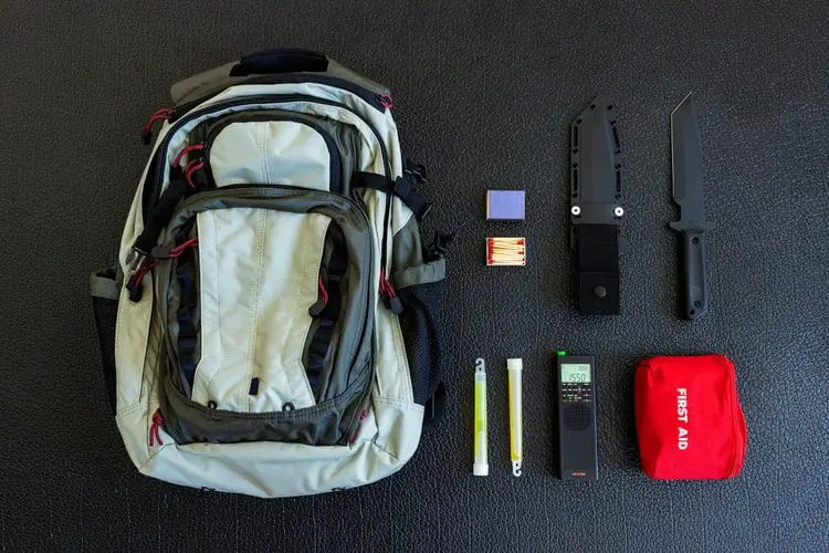 Bug Out Bag List: The 20 Best Essentials To Include In Your Emergency Bug Out Bag